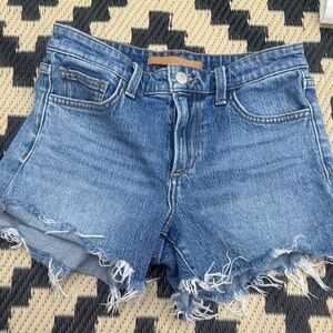 Joe's Jeans Classic Blue Frayed Shorts. 4inch inseam. Sz 24